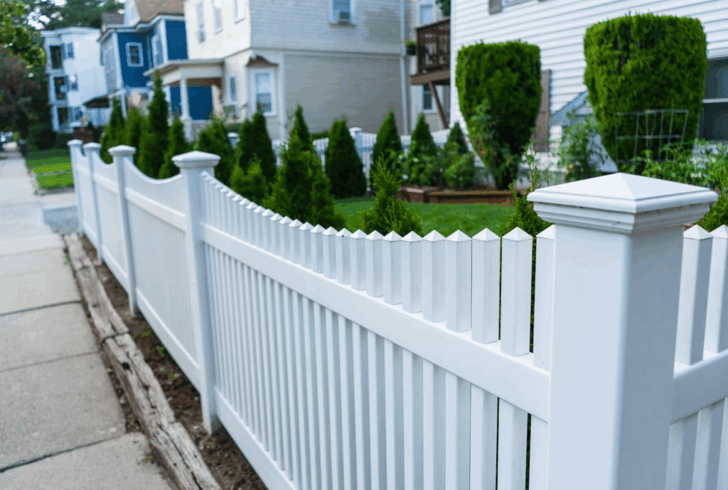 The Cost of Vinyl Fence Posts in 2025: What to Expect