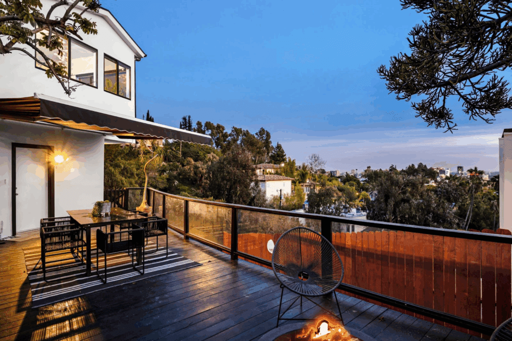 Modern Deck Rail Ideas to Elevate Your Outdoor Space
